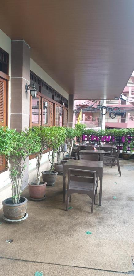 Sunview Place Pattaya Esterno foto