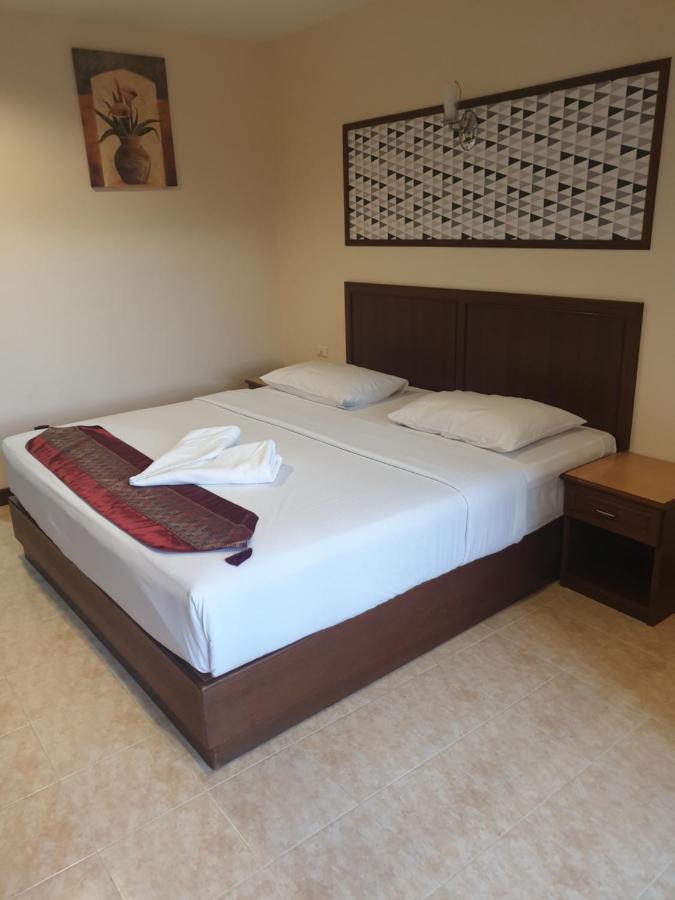 Sunview Place Pattaya Esterno foto