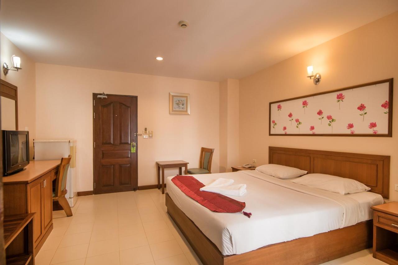 Sunview Place Pattaya Esterno foto
