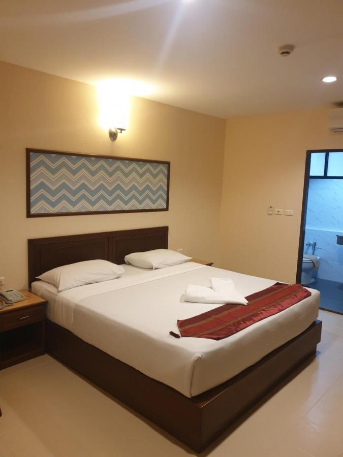 Sunview Place Pattaya Esterno foto