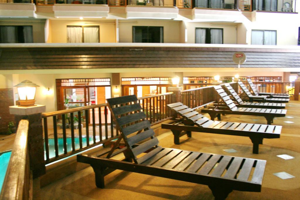 Sunview Place Pattaya Esterno foto