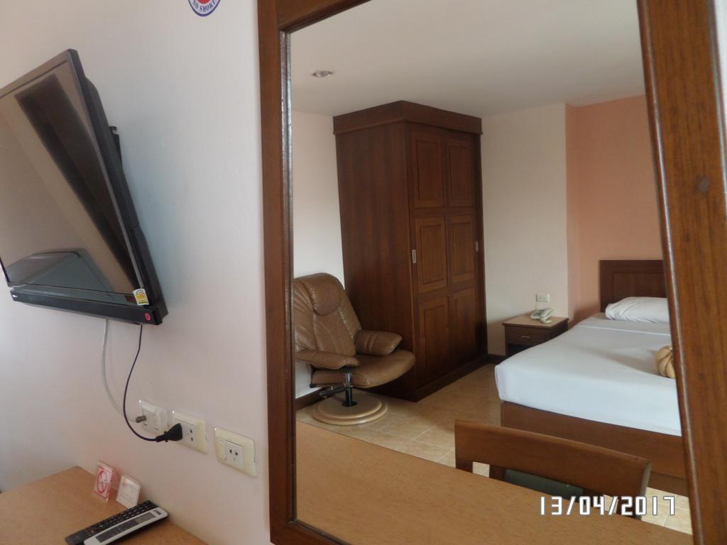 Sunview Place Pattaya Esterno foto